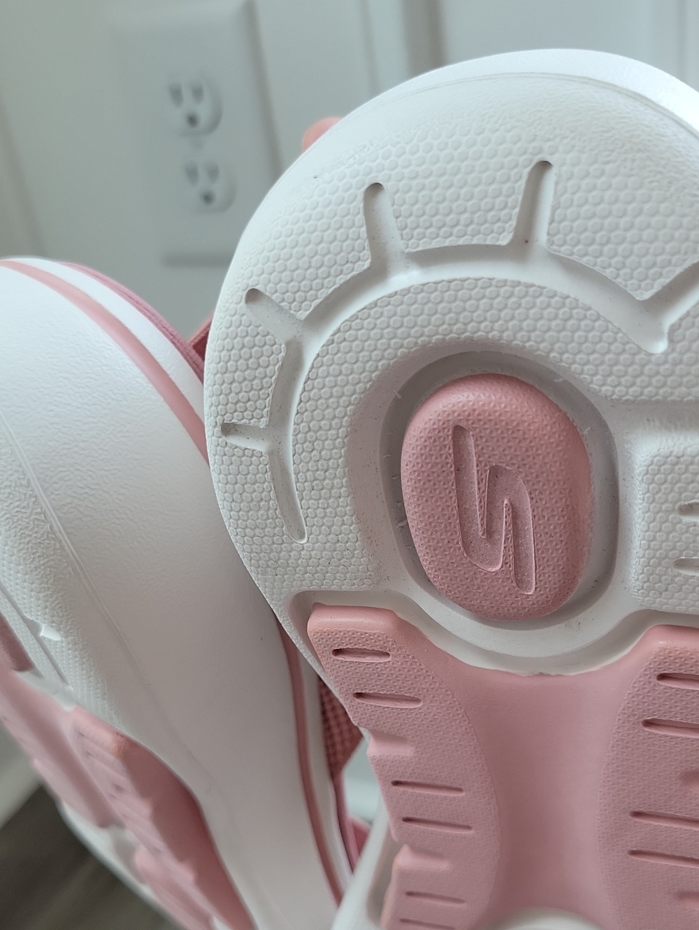 Skechers GOwalk Arch Fit-Polisher Pink Size 9 NEW - Picture 6 of 8